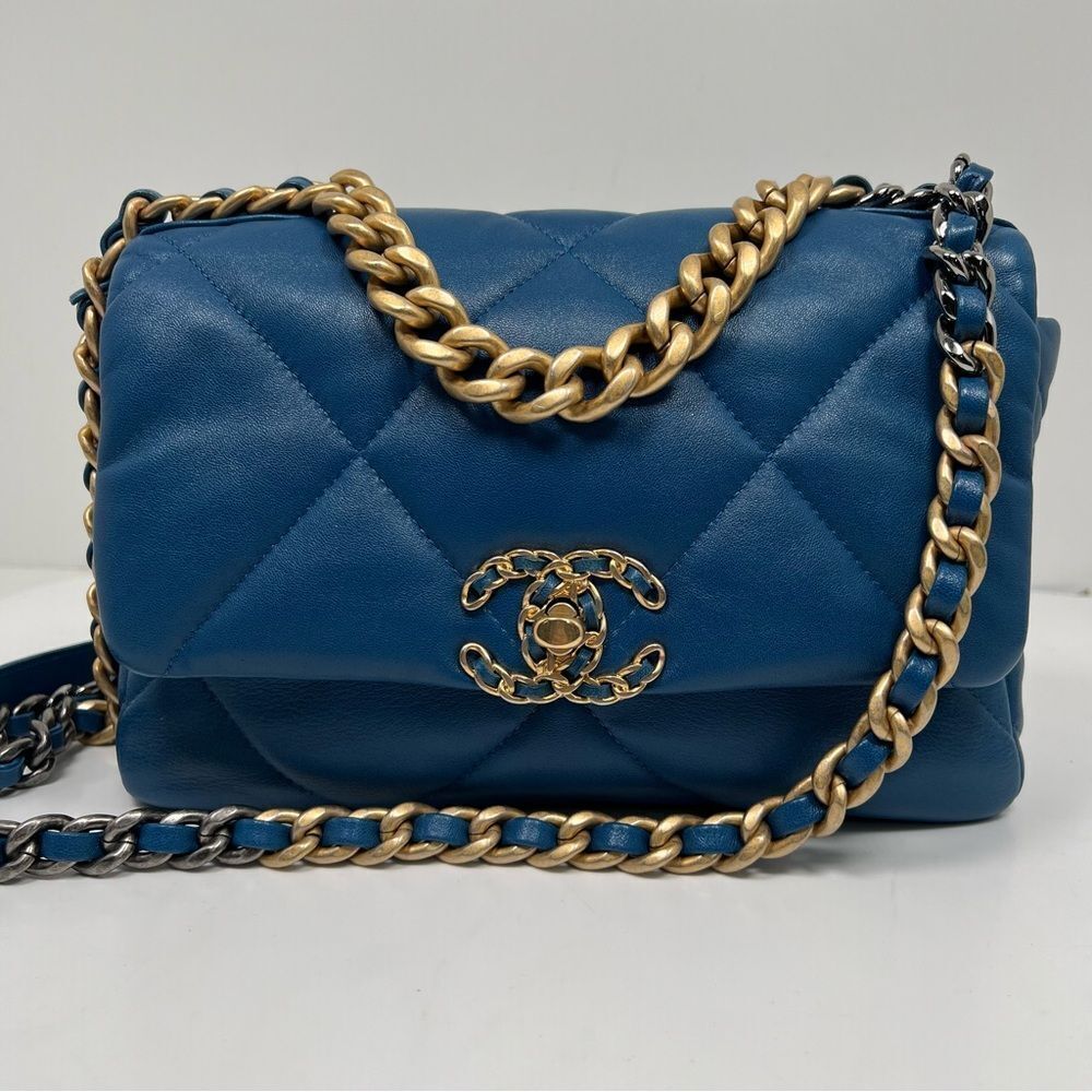 Chanel 19 Flap Bag Quilted Leather Medium Blue A+ Condition